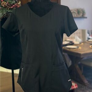 🛍️Grey's Anatomy Black Short Sleeve Women's Scrub Top